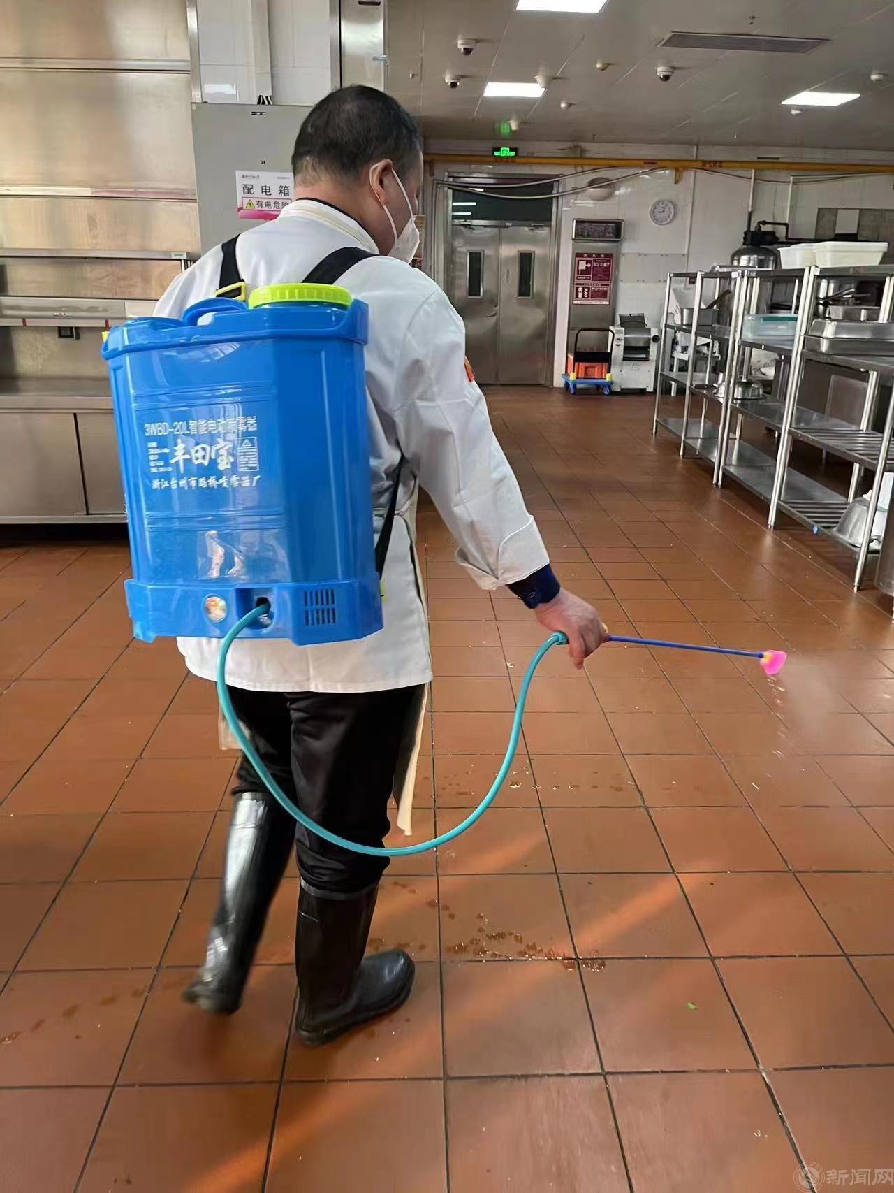 喷水.jpg 喷水.jpg